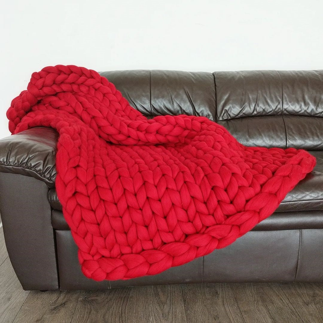 Red chunky throw online blanket