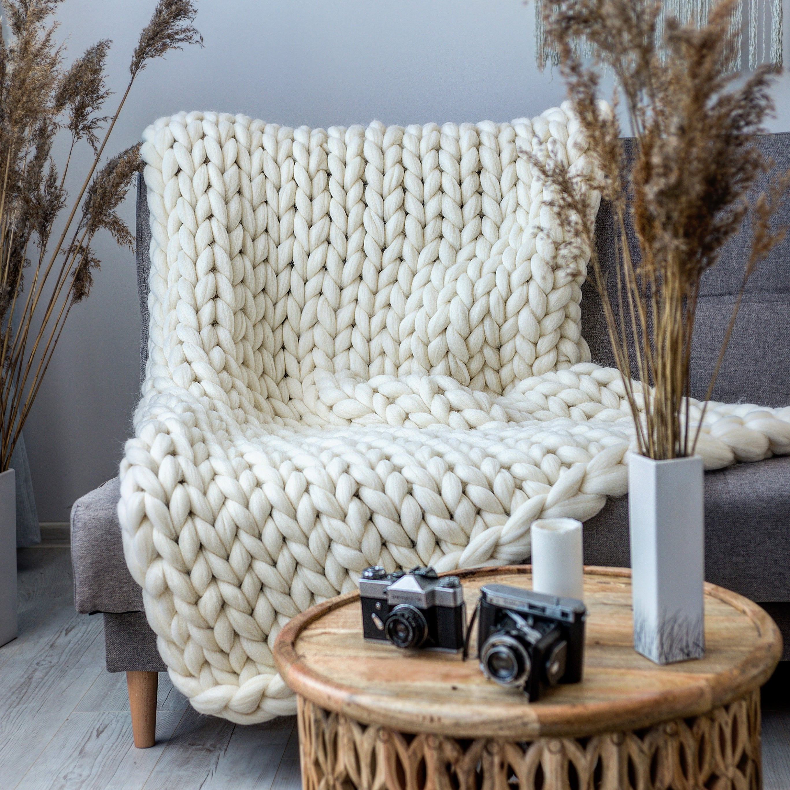 Chunky wool store blankets